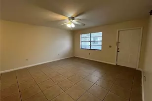 919 SE 8th Terrace, Cape Coral, FL 33990 - Photo 7