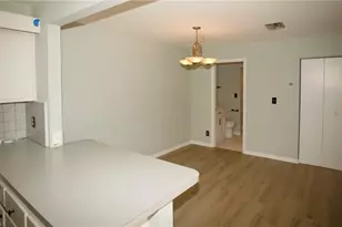 1653 Park Meadows Dr, Fort Myers, FL 33907 - Photo 7