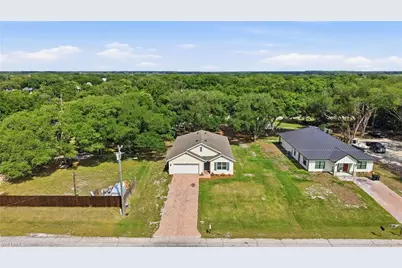 1236 March Ln, Labelle, FL 33935 - Photo 3