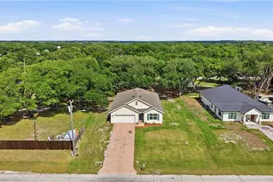 1236 March Ln, Labelle, FL 33935 - Photo 3