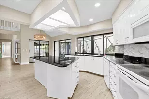 12331 Oak Brook Ct, Fort Myers, FL 33908 - Photo 7