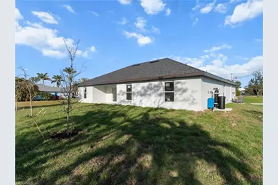 1242 NW 22nd Ave, Cape Coral, FL 33993 - Photo 25