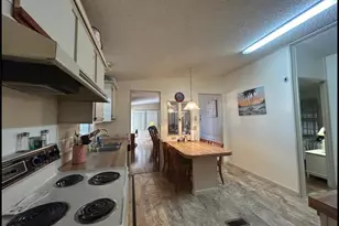571 Sunrise Ln, North Fort Myers, FL 33903 - Photo 7
