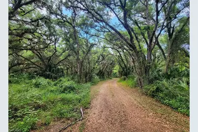 1040 Kirby Thompson Rd, Labelle, FL 33935 - Photo 1