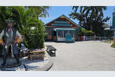 8 Helen Ln, Fort Myers Beach, FL 33931 - Photo 17