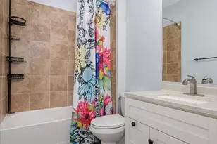 17100 Wrigley Cir, Fort Myers, FL 33908 - Photo 23