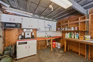 1090 13th St SW, Naples, FL 34117 - Photo 41