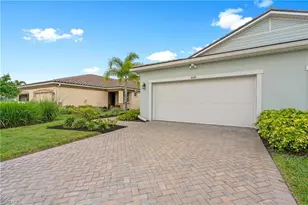 10355 Bonavie Cv Dr, Fort Myers, FL 33966 - Photo 3
