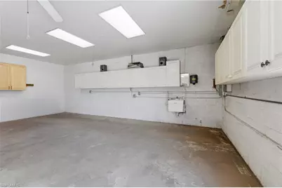 927 SE 13th Ave, Cape Coral, FL 33990 - Photo 27