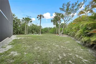 2130 Sunset Cir, Sanibel, FL 33957 - Photo 31