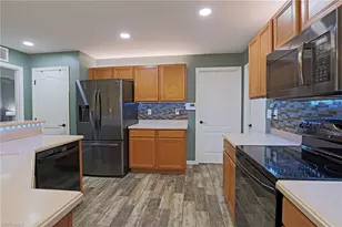 3016 SW 23rd Ave, Cape Coral, FL 33914 - Photo 11