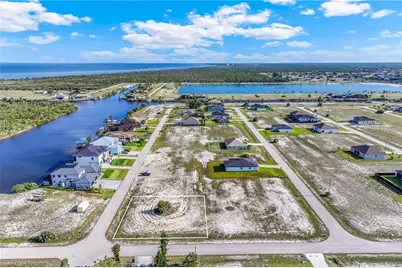 3419 NW 46th Pl, Cape Coral, FL 33993 - Photo 3