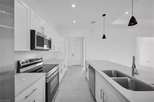3423 NE 13th Ave, Cape Coral, FL 33909 - Photo 11