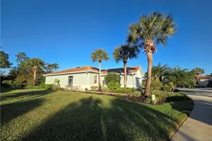 10640 Camarelle Cir, Fort Myers, FL 33913 - Photo 3