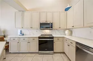 4920 SW 1st Ct, Cape Coral, FL 33914 - Photo 13