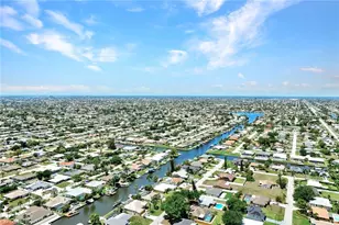 703 SE 33rd Terrace, Cape Coral, FL 33904 - Photo 35