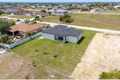 1433 NW 7th Pl, Cape Coral, FL 33993 - Photo 27