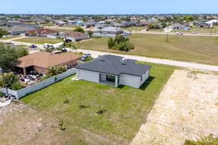 1433 NW 7th Pl, Cape Coral, FL 33993 - Photo 27
