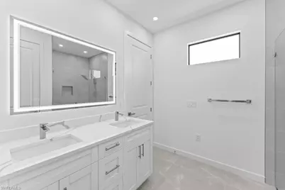 1433 NW 7th Pl, Cape Coral, FL 33993 - Photo 13