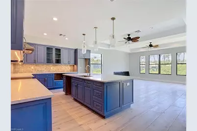 8831 Woodgate Dr, Fort Myers, FL 33908 - Photo 5