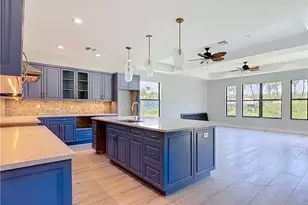 8831 Woodgate Dr, Fort Myers, FL 33908 - Photo 5