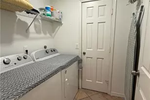 15009 Cloverdale Dr, Fort Myers, FL 33919 - Photo 21