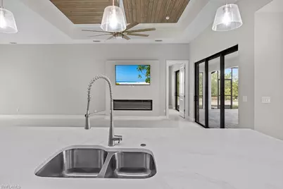 3419 SW 5th Pl, Cape Coral, FL 33993 - Photo 15