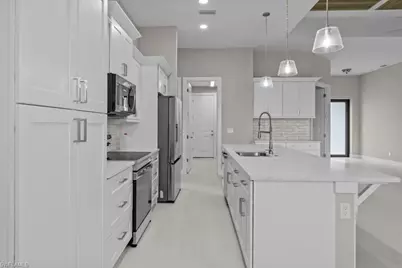 3419 SW 5th Pl, Cape Coral, FL 33993 - Photo 11