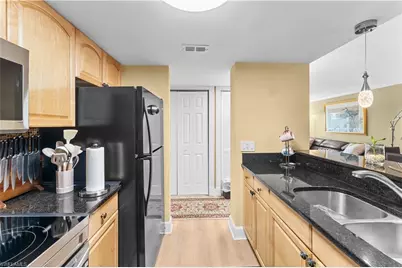 2885 Palm Beach Blvd #507, Fort Myers, FL 33916 - Photo 7