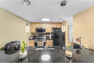 2885 Palm Beach Blvd #507, Fort Myers, FL 33916 - Photo 5
