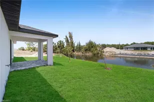 311 NE 31st St, Cape Coral, FL 33909 - Photo 7
