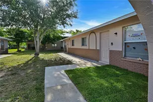 4307 SW Santa Barbara Pl, Cape Coral, FL 33914 - Photo 11