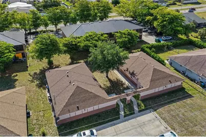 4307 SW Santa Barbara Pl #1, Cape Coral, FL 33914 - Photo 5