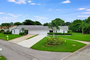 1516 Sautern Dr, Fort Myers, FL 33919 - Photo 3