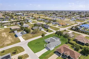 2929 SW 8th Ct, Cape Coral, FL 33914 - Photo 3