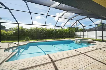 1502 SW 38th St, Cape Coral, FL 33914 - Photo 1