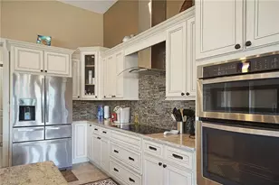 1502 SW 38th St, Cape Coral, FL 33914 - Photo 9