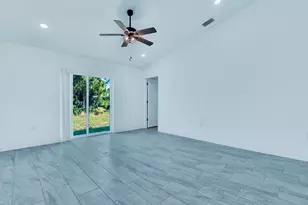 849/851 Bedford Dr, Lehigh Acres, FL 33974 - Photo 23