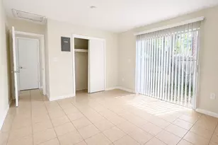 2105 Canal St, Fort Myers, FL 33901 - Photo 7