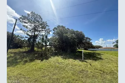 1361 Jabara Cir, Labelle, FL 33935 - Photo 1