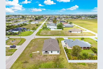 2021 NE 4th Ave, Cape Coral, FL 33909 - Photo 35