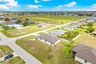 2021 NE 4th Ave, Cape Coral, FL 33909 - Photo 33