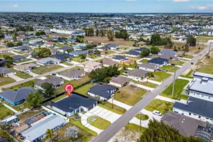 1715 SW 4th St, Cape Coral, FL 33991 - Photo 35