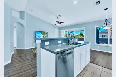 3106 72nd St W, Lehigh Acres, FL 33971 - Photo 9