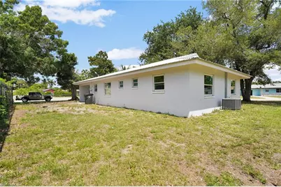 4800 Zana Dr, Fort Myers, FL 33905 - Photo 19