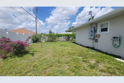 1010 SE 12th Ter, Cape Coral, FL 33990 - Photo 19