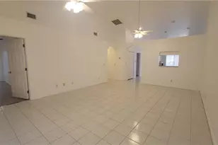 1010 SE 12th Terrace, Cape Coral, FL 33990 - Photo 3