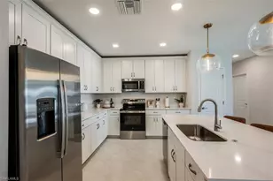 274 Lakeside Breeze Wy, Lehigh Acres, FL 33936 - Photo 5