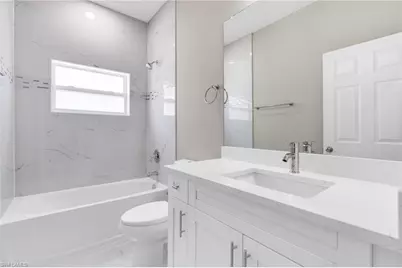 917 Margaret Ave S, Lehigh Acres, FL 33974 - Photo 11