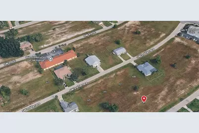 617 SW 4th St, Cape Coral, FL 33991 - Photo 3
